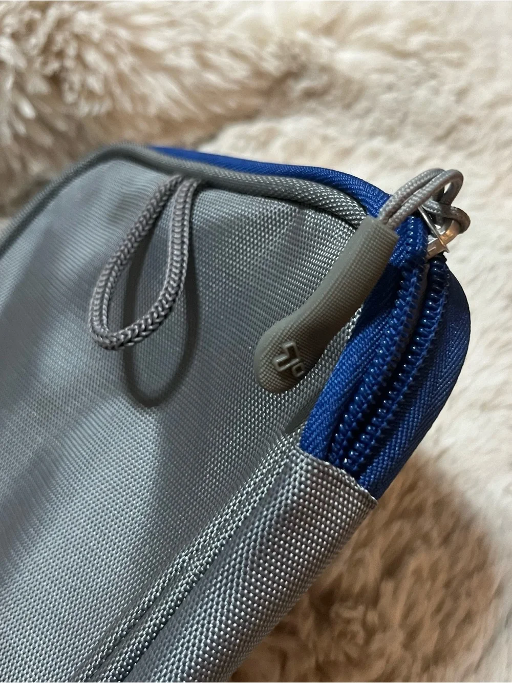 Travelon Blue and Gray Mesh Travel Packing Cube Organizer 02-25